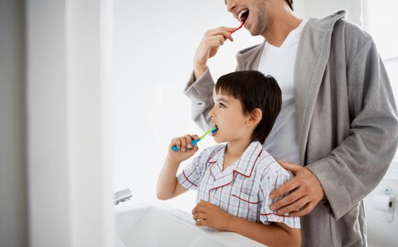 Igiene orale dei bambini: come educarli sin da piccoli